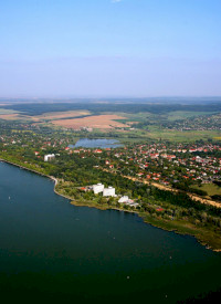 From the Tihany ferry to Tündérvölgy (Fairy valley) 